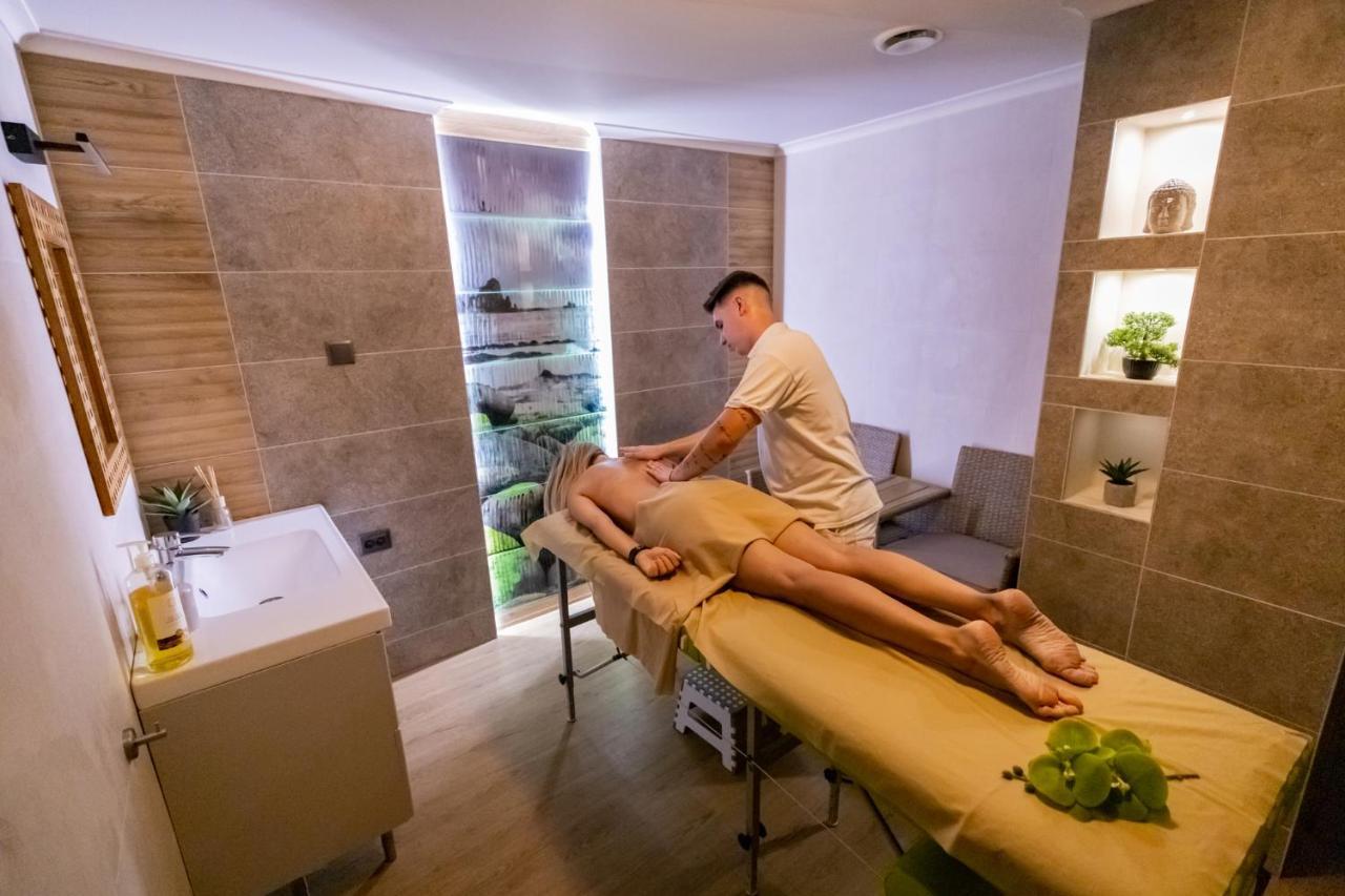 Alfa Hotel & Wellness Miskolctapolca Extérieur photo