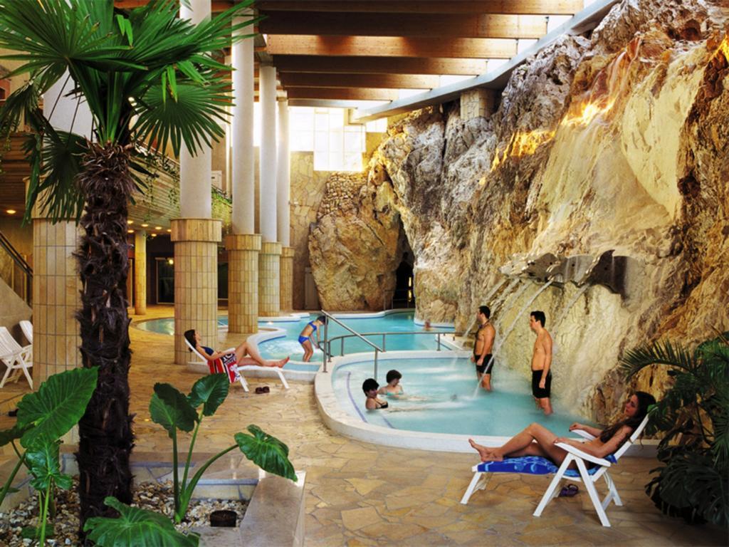 Alfa Hotel & Wellness Miskolctapolca Extérieur photo